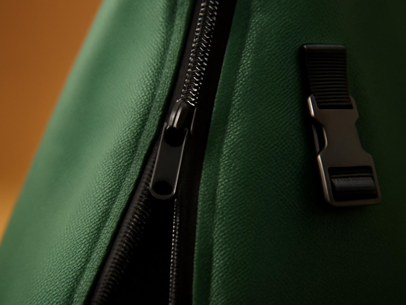 Close-up of the tree storage bag's heavy-duty zipper and fabric texture